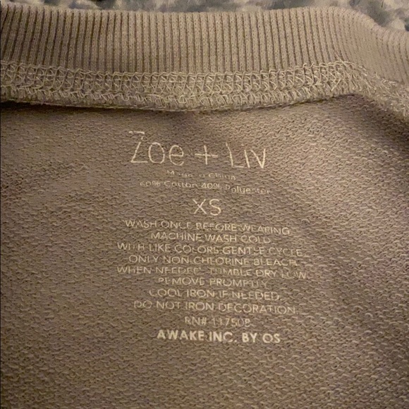 Zoe & Liv Hi-Lo Sweatshirt 🔥last call!🔥 - Picture 3 of 3